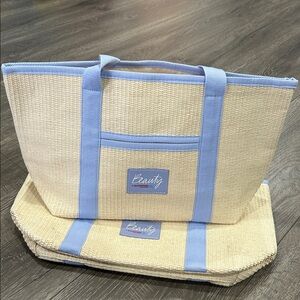 2/$16 Beauty staw tote bags